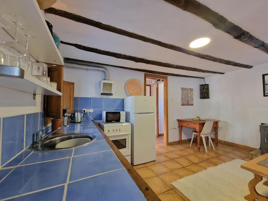 Lubrín Casa Musica An Enchanting One Bed Cottage מראה חיצוני תמונה